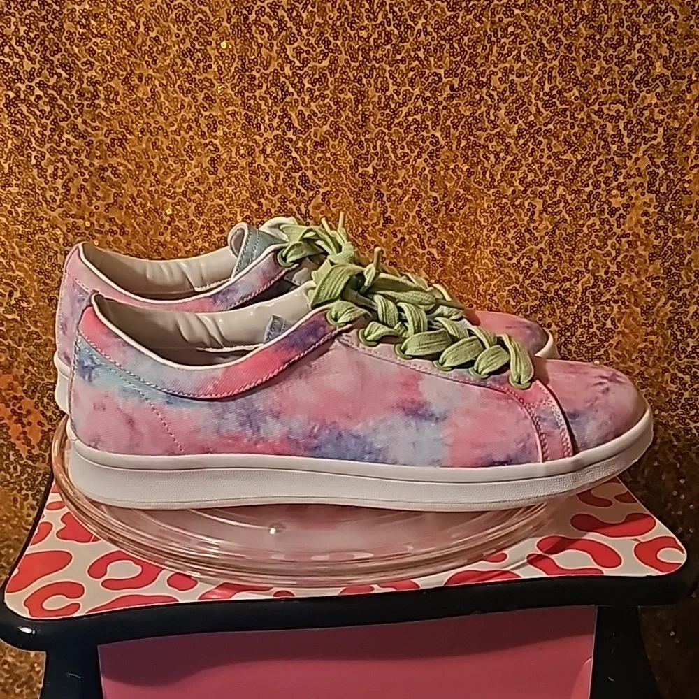 Y sz 9 M RAMPAGE Holly Tie-Dye Low Top Sneakers - Tennis Shoes